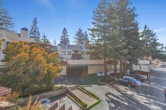 181 Centre St in Mountain View, CA - Building Photo - Building Photo