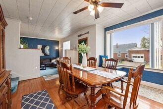 866 E Hill Dr in New Kensington, PA - Building Photo - Building Photo