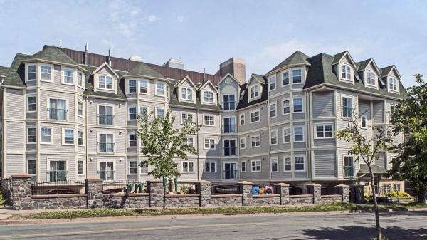 6101 South in Halifax, NS - Building Photo