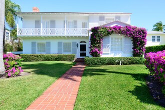 229 Pendleton Ave in Palm Beach, FL - Foto de edificio - Building Photo