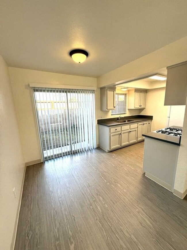 4623 10th St in Guadalupe, CA - Building Photo - Building Photo