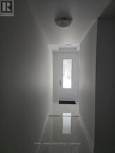 5939 Saigon St in Mississauga, ON - Building Photo - Building Photo