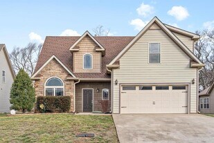 1389 Judge Tyler Dr in Clarksville, TN - Building Photo