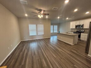 11604 Landis Ct in Lorena, TX - Building Photo - Building Photo