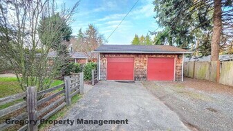 103 224th St SW in Bothell, WA - Building Photo
