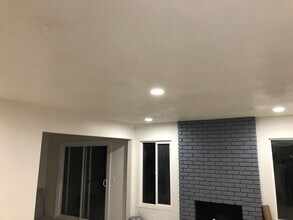 948 Goldenleaf Way in Pittsburg, CA - Building Photo - Building Photo