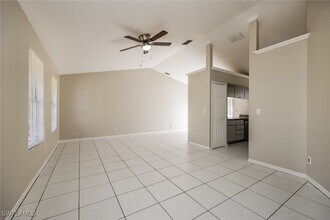 3615 Caloosa Pkwy in Cape Coral, FL - Building Photo - Building Photo