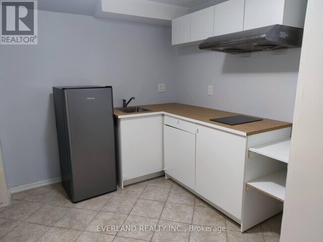 property at 37 Belvia Dr