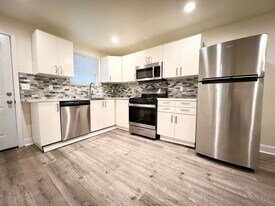 2023 Spring St in Pittsburgh, PA - Building Photo