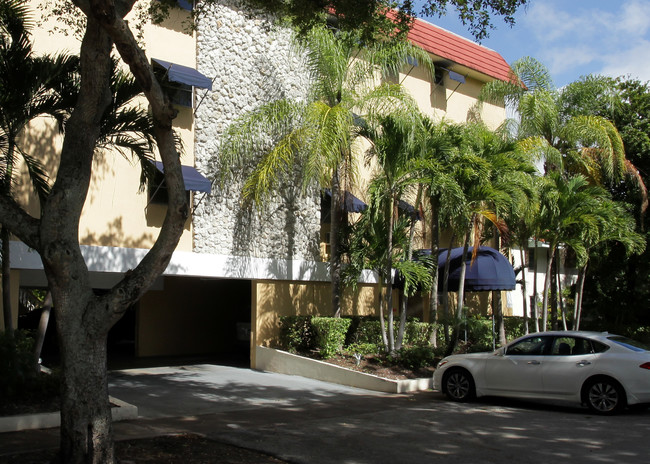 Villa Santander in Coral Gables, FL - Building Photo - Building Photo