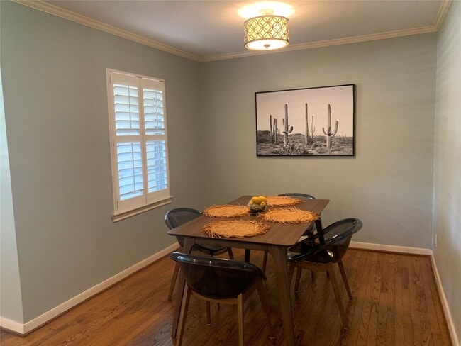 property at 9626 Long Branch Ln