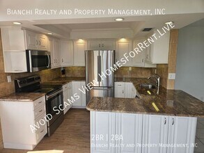 6365 Bahia Del Mar Blvd S in St. Petersburg, FL - Building Photo - Building Photo