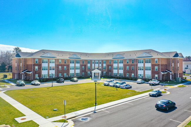 Market Woods in North Chesterfield, VA - Building Photo - Building Photo