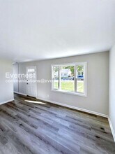 1254 Elmwood Rd in Mayfield Heights, OH - Building Photo - Building Photo