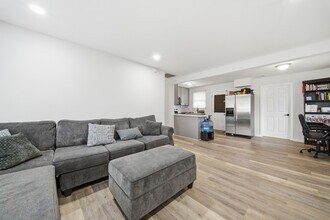 913 Dandridge Dr in Portsmouth, VA - Building Photo - Building Photo