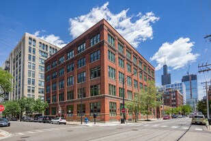 Westgate Center in Chicago, IL - Building Photo
