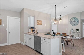 2206 SE 4th St in Cape Coral, FL - Building Photo - Building Photo