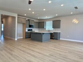 3522 Dutch Cyn Ct in Rocklin, CA - Building Photo - Building Photo