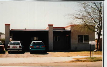 1661 N Louis Ln in Tucson, AZ - Building Photo - Building Photo