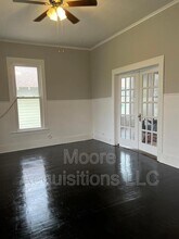 1018 W Sears St in Denison, TX - Building Photo - Building Photo