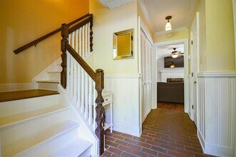 980 Marys Dr in Tallahassee, FL - Foto de edificio - Building Photo