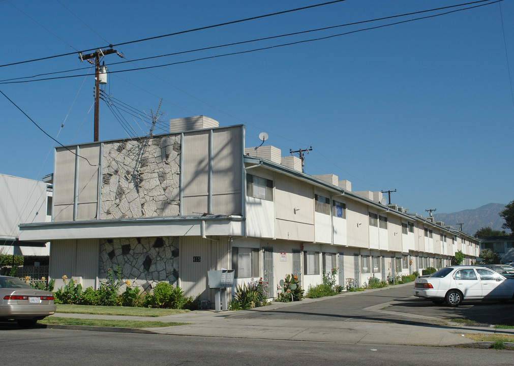 415 E Broadway in San Gabriel, CA - Foto de edificio