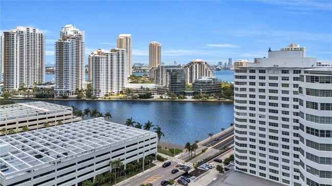 property at 950 Brickell Bay Dr