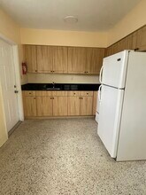 1605 NE 126th St in North Miami, FL - Building Photo - Building Photo