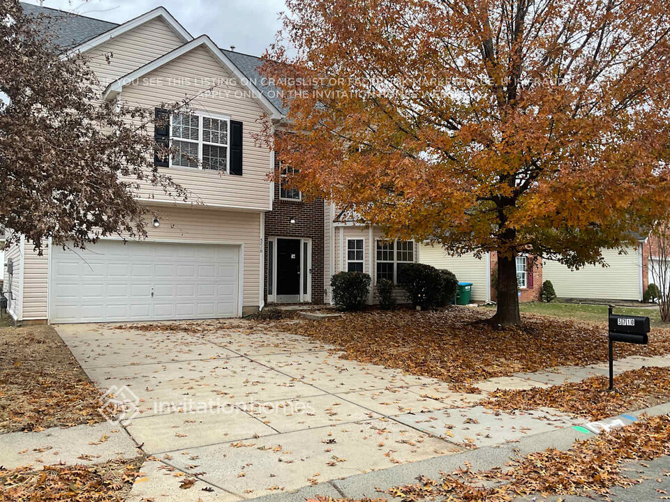 5710 Falkirk Lane in Matthews, NC - Building Photo