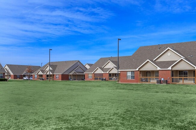 1600 W Clements St in Odessa, TX - Building Photo - Building Photo