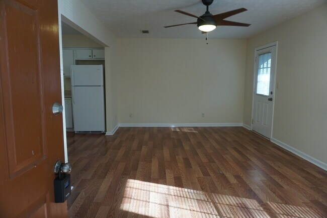 511 Mansion St in Wetumpka, AL - Foto de edificio - Building Photo