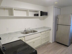 317 Jackson St, Unit 317 1/2 Jackson Street in Billings, MT - Foto de edificio - Building Photo