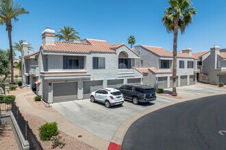 Venetian I & II in Scottsdale, AZ - Building Photo - Building Photo
