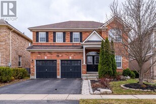 102 Hunter Way in Brantford, ON - Building Photo