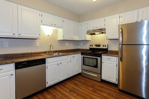 Harbour Club Apartments