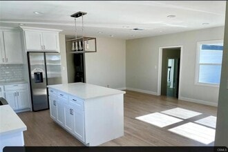 8466 Quartz Ave in Los Angeles, CA - Building Photo - Building Photo