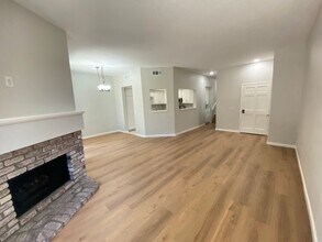 8182 Cape Hope Cir in Huntington Beach, CA - Building Photo - Building Photo
