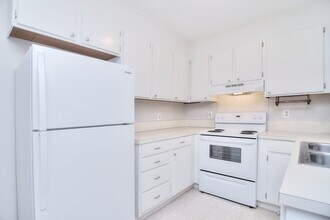 345 Sunny Hill Dr, Unit 345 in Lincolnton, NC - Building Photo - Building Photo