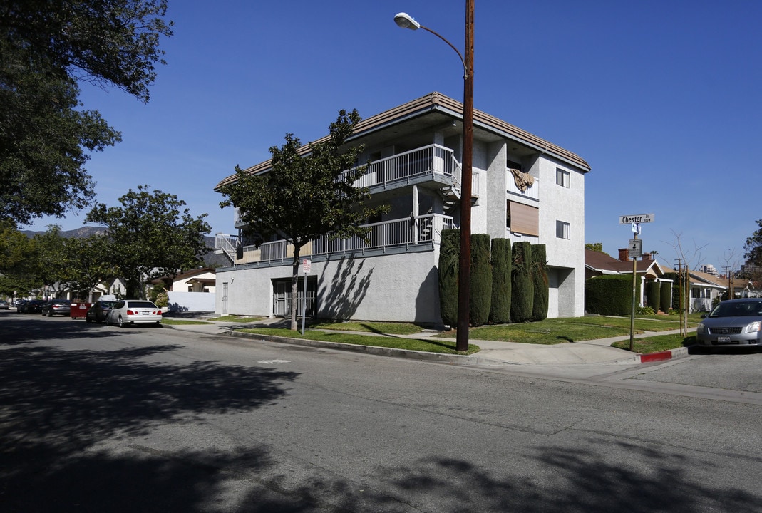 671 Myrtle St in Glendale, CA - Building Photo