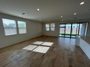 11806 N Loma Linda St in Surprise, AZ - Building Photo - Building Photo