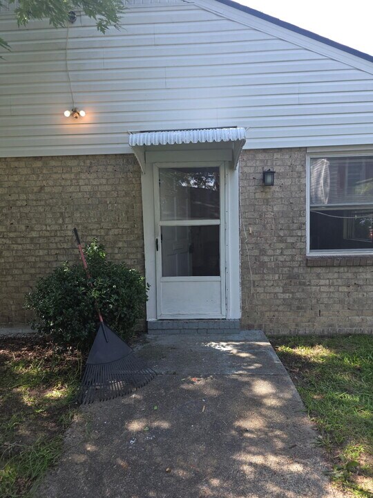 2304 Winston Way in Augusta, GA - Building Photo