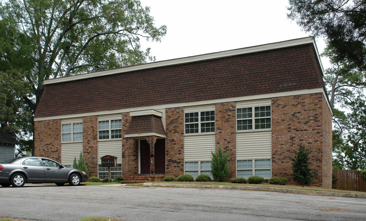 Britney Place Apartments in Fayetteville, NC - Building Photo