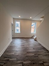 1713 S 18th St in Philadelphia, PA - Foto de edificio - Building Photo