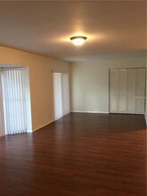 5999 Village Cir S in Orlando, FL - Building Photo - Building Photo