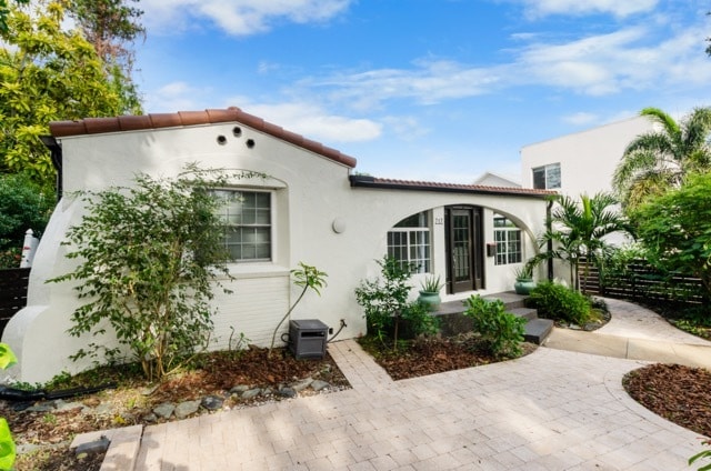 property at 717 19th Ave N