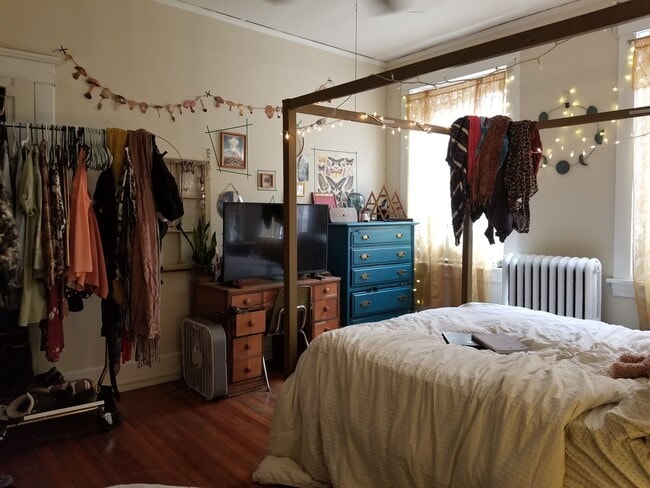 property at 225 N Arthur Ashe Blvd