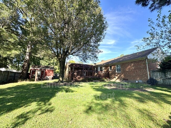 property at 4033 Kalona Rd