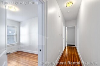 122 Columbia St, Unit #1 in Cambridge, MA - Building Photo - Building Photo