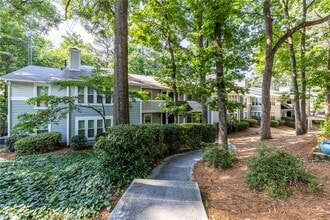 603 Summit N Dr NE in Atlanta, GA - Building Photo - Building Photo
