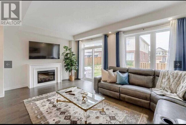 16 Stonehill Ave. in Kitchener, ON - Building Photo - Building Photo